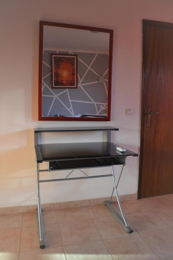 Villa Vacations House อัลบูเฟรา ภายนอก รูปภาพ